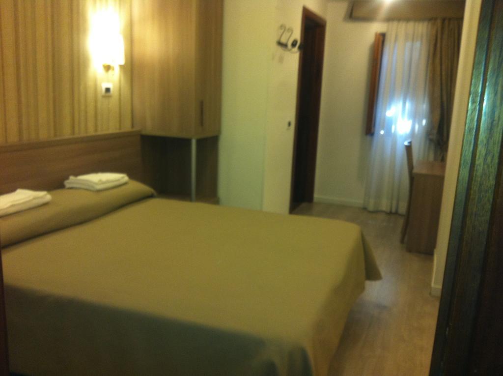 Hotel Il Castelletto Рим Экстерьер фото