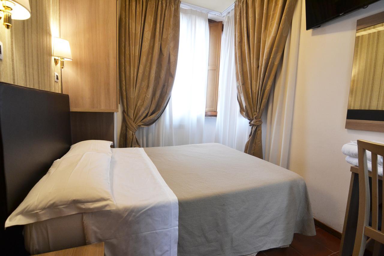 Hotel Il Castelletto Рим Экстерьер фото