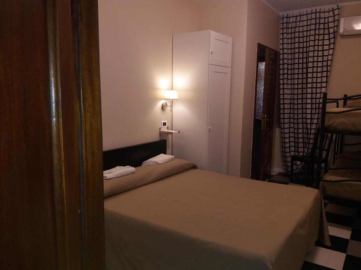 Hotel Il Castelletto Рим Экстерьер фото