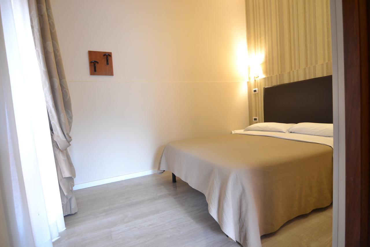 Hotel Il Castelletto Рим Экстерьер фото