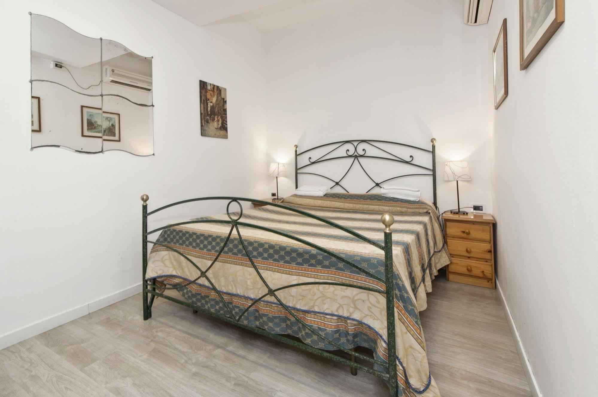 Hotel Il Castelletto Рим Экстерьер фото