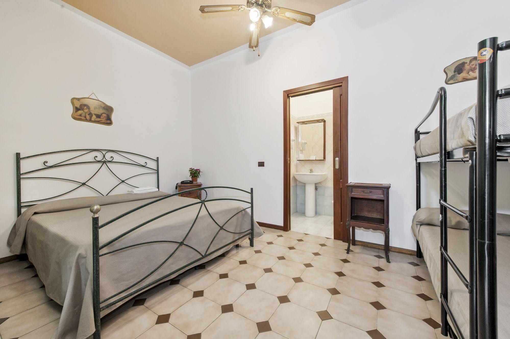 Hotel Il Castelletto Рим Экстерьер фото